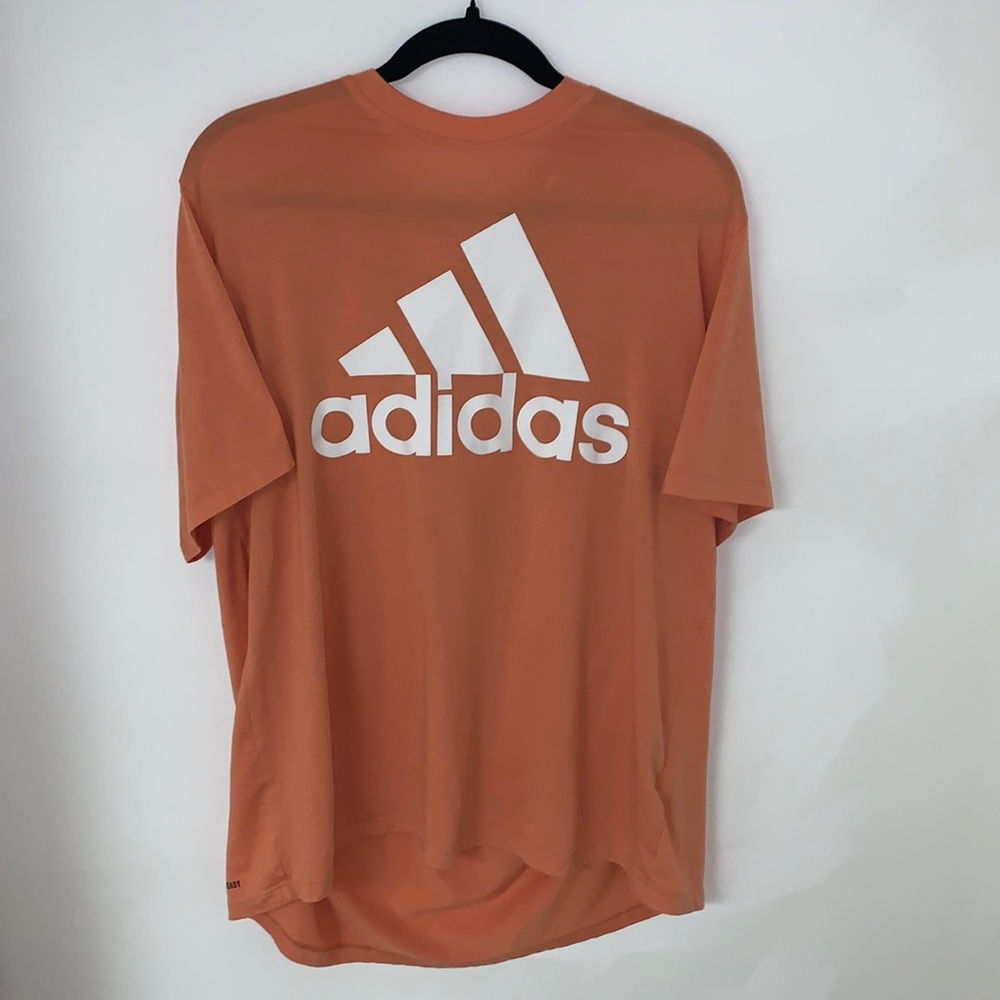 XL Adidas T-Shirt